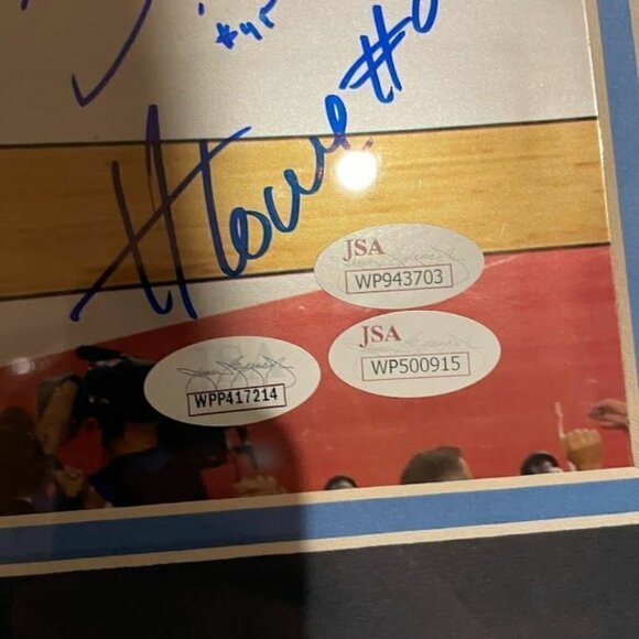 2016 Villanova team signed autographed championship 16x20 framed photo JSA - Picture 2 of 5